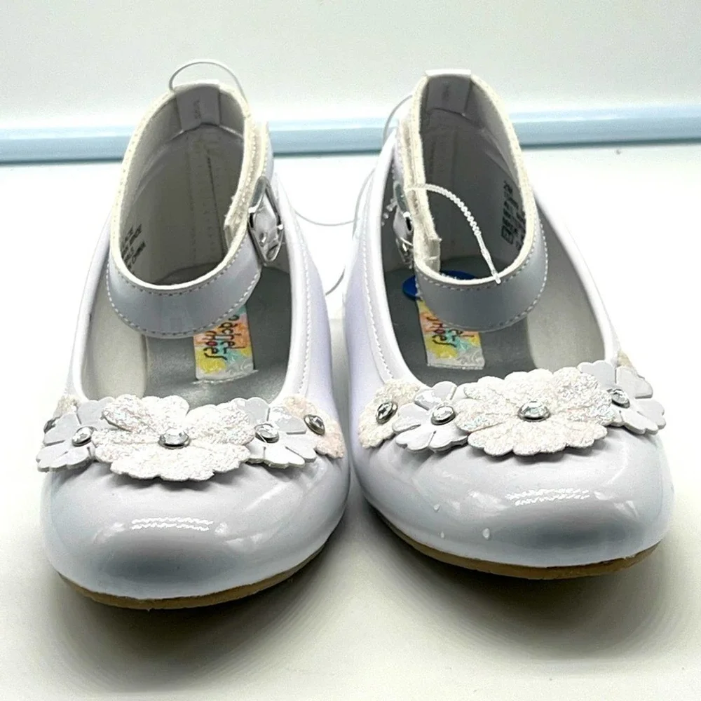 NEW Rachel Shoes White size 2 dress shoes for girls
